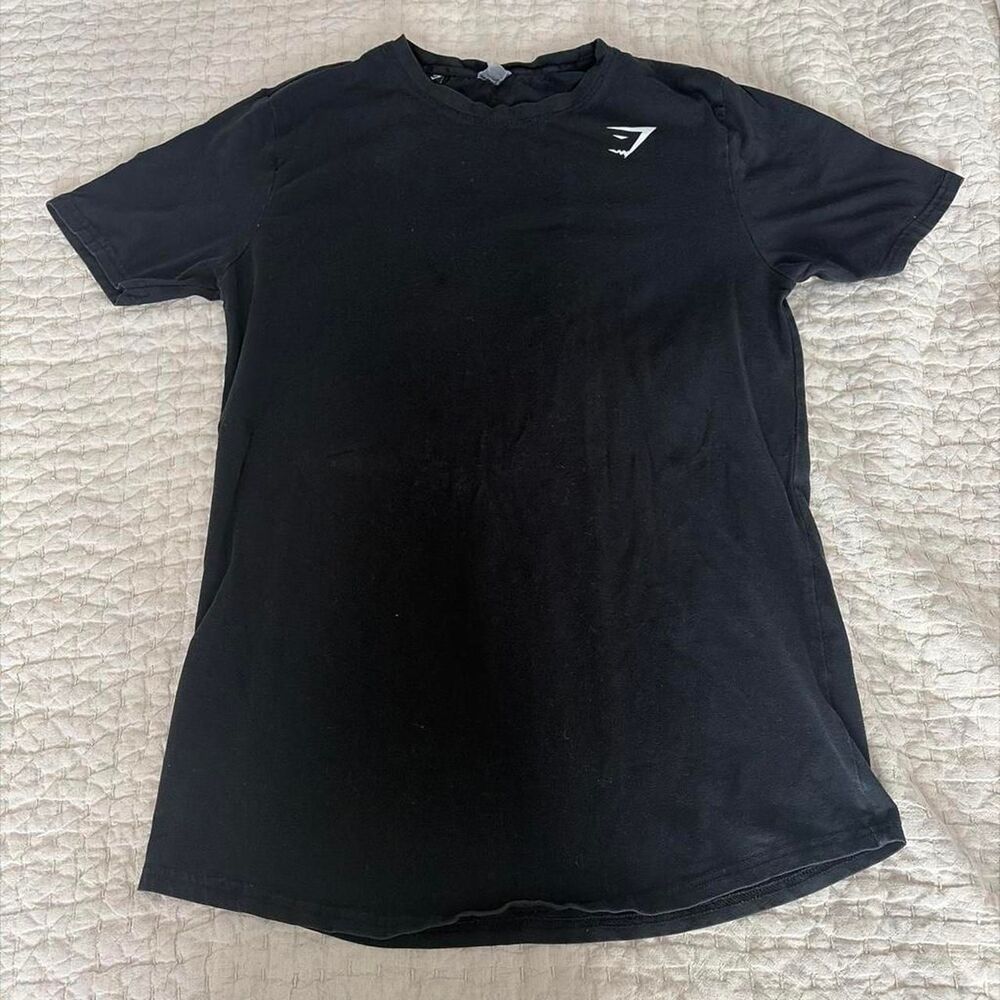 Gymshark Women's Black T-shirt